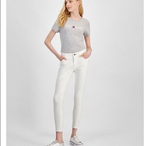 Host Pick- Tommy Hilfiger skinny logo white jeans/Size 6